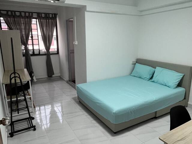 Fully Furnished Whole Unit HDB for rent