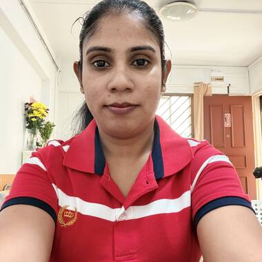 Ruchira is looking for a room in Macpherson