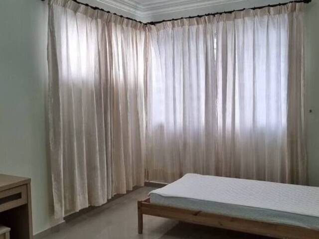 Common room at 198 Pasir Ris street 12 for rent! Aircon wifi!