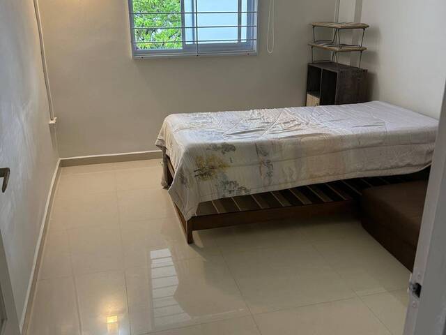 Comfort in the North East - Hougang Ave 3