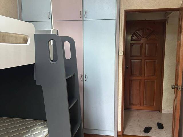 Cozy room dbl decker bed