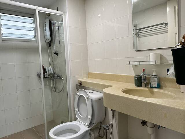 Common Room 4 mins walking distance to Buangkok MRT