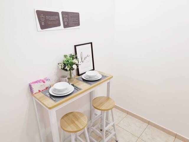 CR4 – Spacious Common Room for Rent at Hume Park 2 #08-07