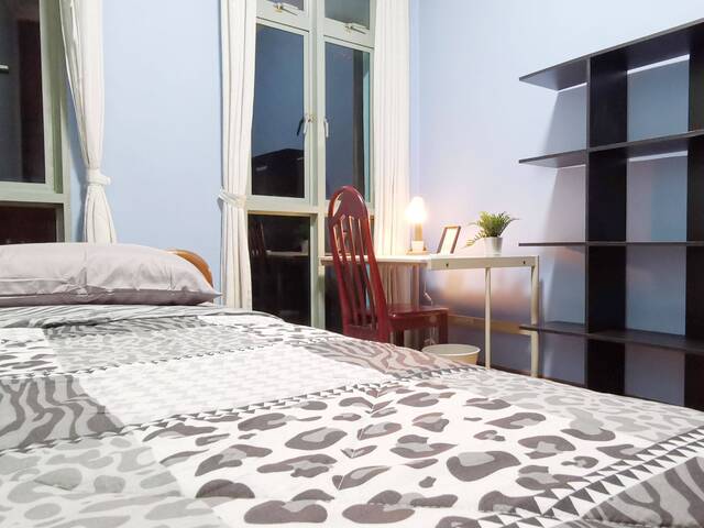 CR4 – Spacious Common Room for Rent at Hume Park 2 #08-07