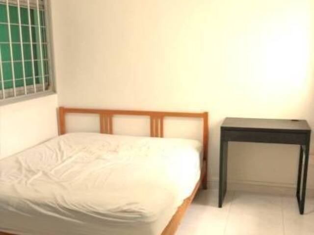 Common Room for rent at Blk 669 Woodlands Ring Road, (MALE ONLY) No agent fee