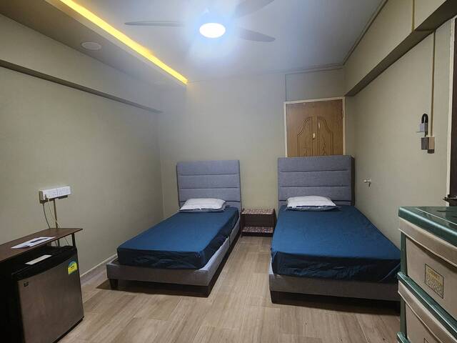 Common Share room @ Farrer Park