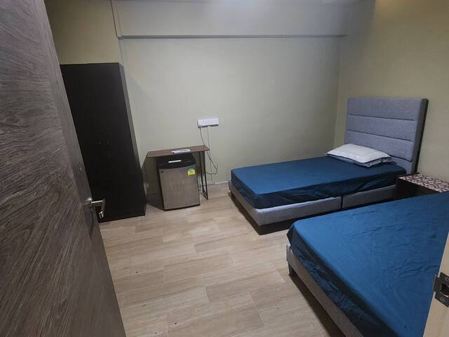 Common Share room @ Farrer Park