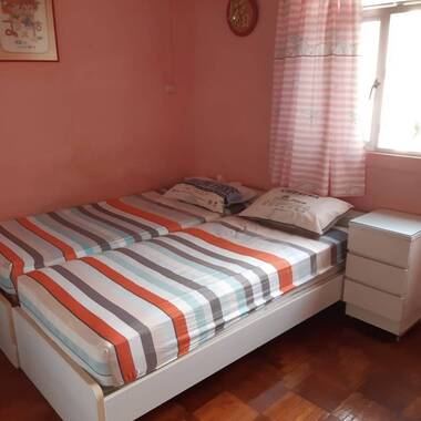 Common room at 138 bishan street 12 for rent! Aircon wifi!