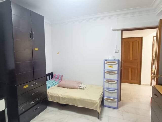 Female Shared Room for Rent (Big room)