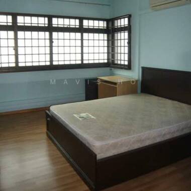 Master Bedroom for rent for Couples / Bachelors / Females in CHOA CHU KANG AREA (Near YEW TEE MRT)