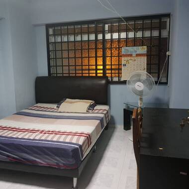 Common room at 490a tampines street 45 for rent! Aircon wifi!