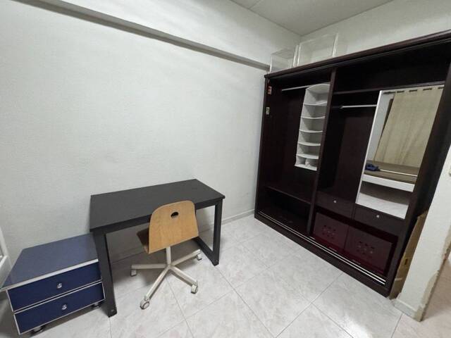 Common Room rental at Hougang Area