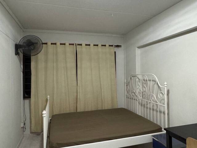 Common Room rental at Hougang Area