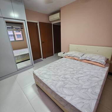 Master bedroom conveniently locations.