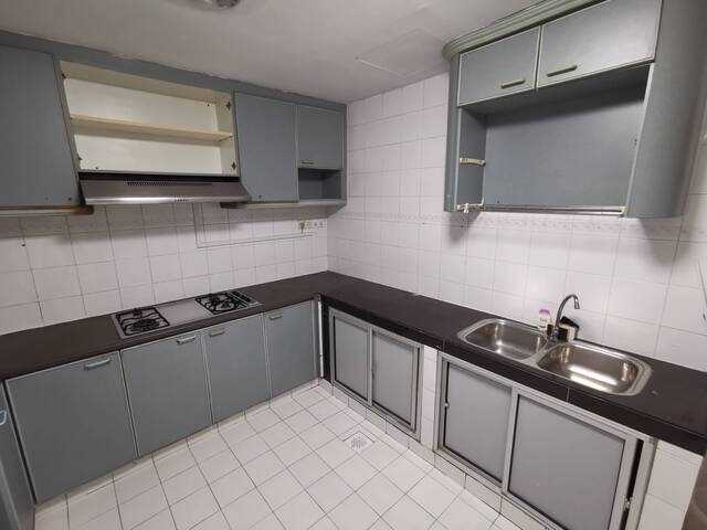 Room for rent / Paya leybar, Dakota / Master room / 1pax stay / Available 2 Sept