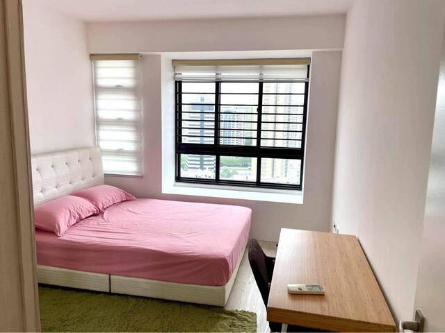 1 Female Room at Tiong Bahru