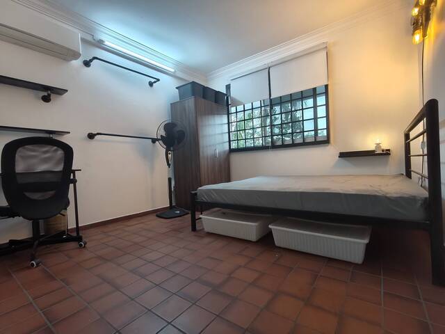Common room + Personal toilet