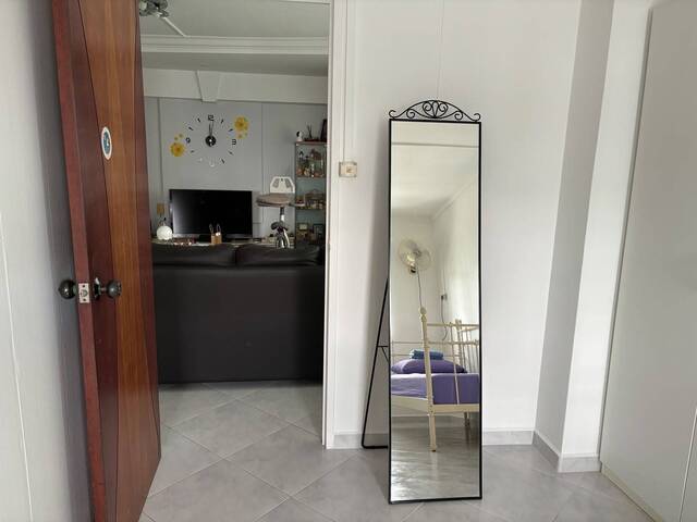 Room for rent - Pasir Ris West Plaza
