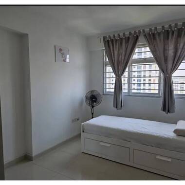 Common Room for Rent at Teban Gardens – Fully Furnished | Available to rent on 1st week of September