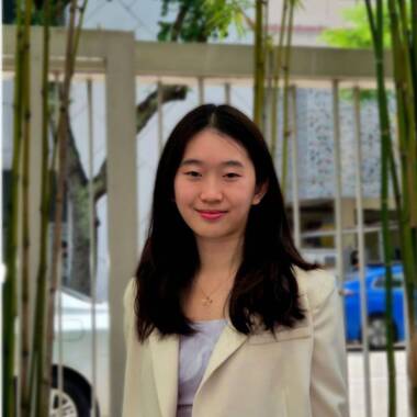Genevieve is looking for a room in Pasir Panjang