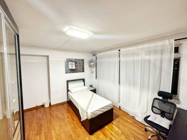 Room for rent Tampines East