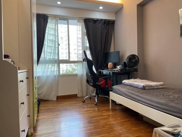 Room for rent