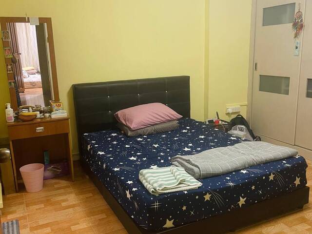 Near Boon keng MRT (Walkable), Master room available ,Female Environment