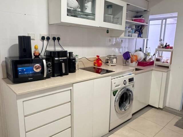 Room for rent / ORCHARD / SOMERSET / Common room / 1pax stay / Available 6 Oct