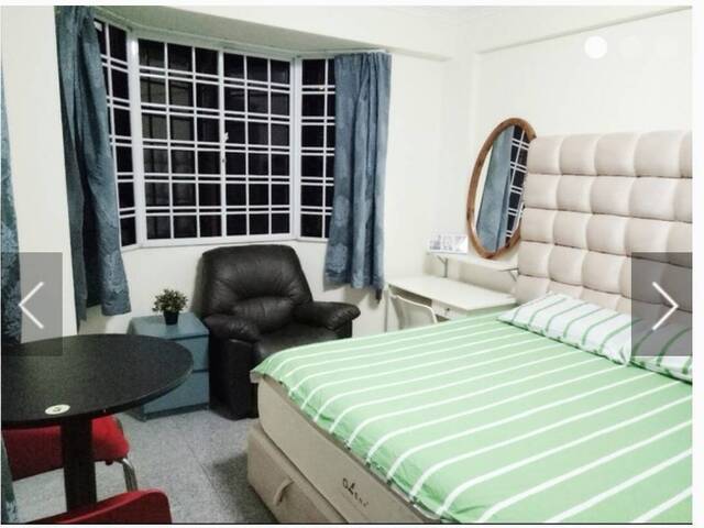 near NUS common room for rent