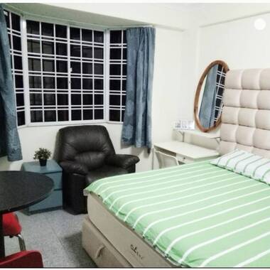 near NUS common room for rent