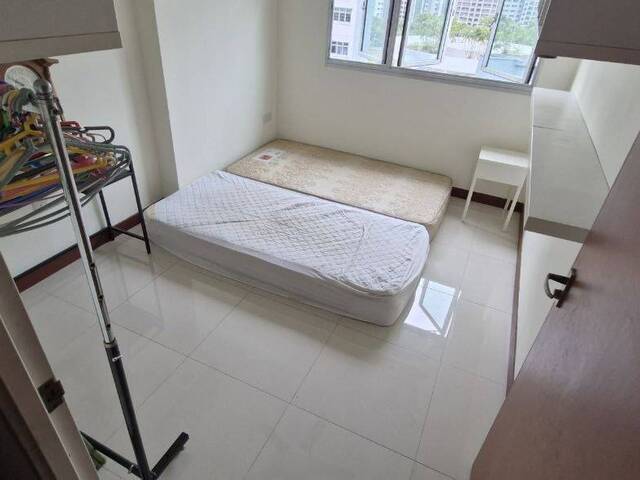 Room available in Sengkang