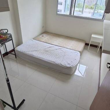 Room available in Sengkang