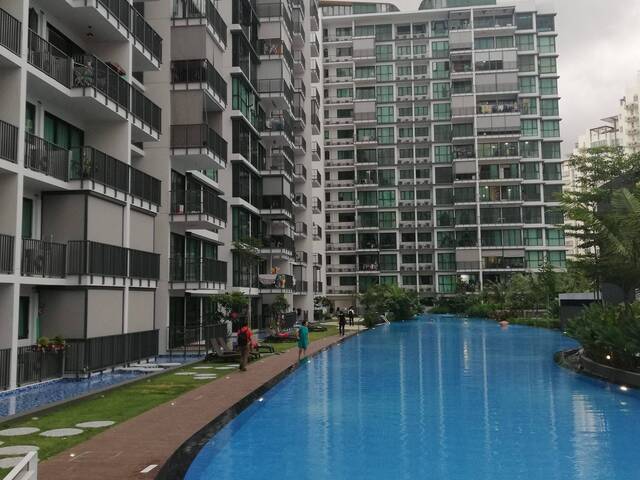 Condo Common Room for Rent in Hougang