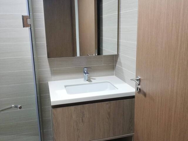 Condo Common Room for Rent in Hougang