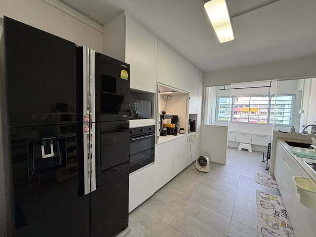 π‘ Common Room for Rent β 1β2 Mins Walk to Tampines West MRT π‘