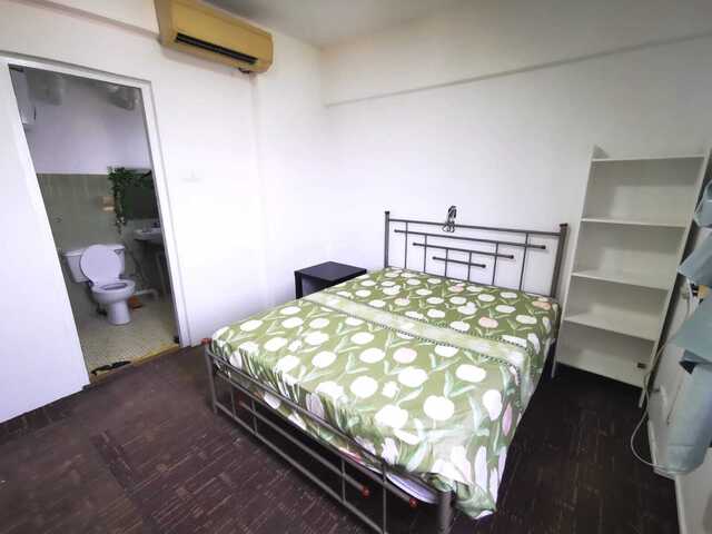 Room for rent / BRADDELL / Common room / 1pax stay / Available 15 October