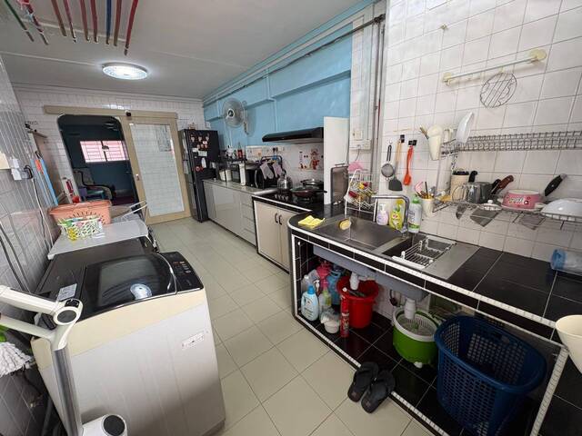 Blk 402义顺房間出租