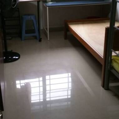 Room with a tenant sharing