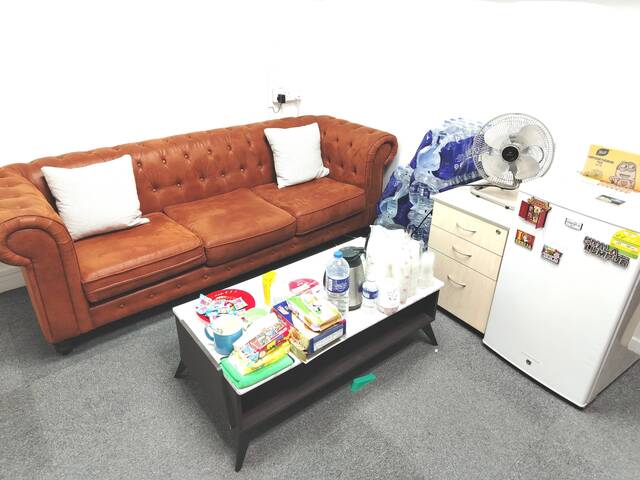 Excellant Chinatown apartment for Lease