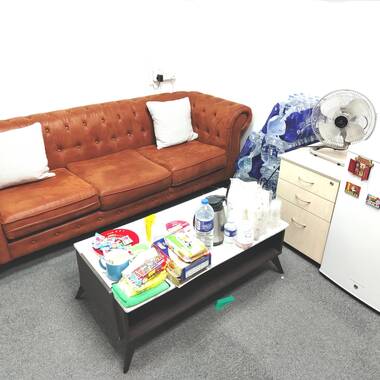 Excellant Chinatown apartment for Lease