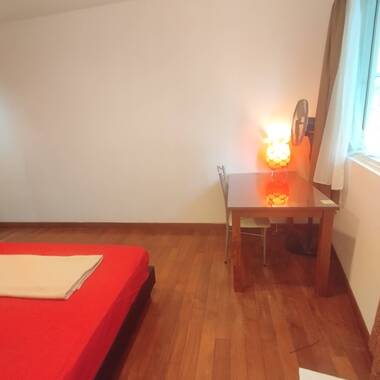 Master room with attached bathroom at Eunos MRT for rent