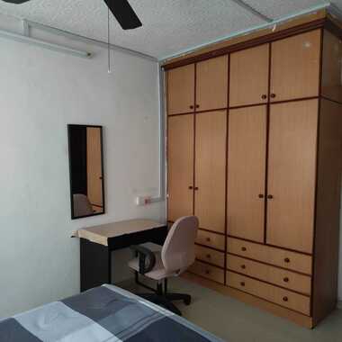 Blk 331 Jurong East - $900 for 1 guy (Aircon + WiFi) - Malay Family