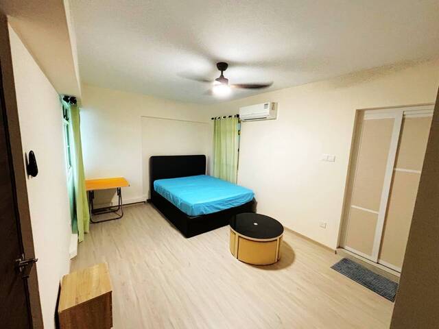Master Room for rent at Blk 114 Edgefield Plains, (no agent fee)