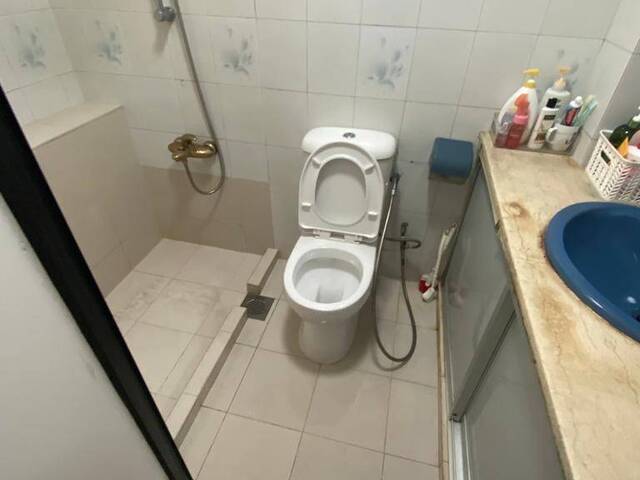 Room for rent / LAVENDER / Common room / 1pax stay / Available 3 October