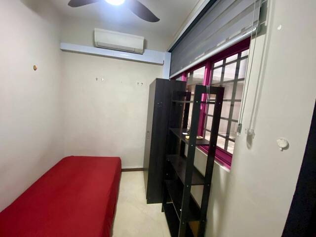 Room for rent / LAVENDER / Common room / 1pax stay / Available 3 October