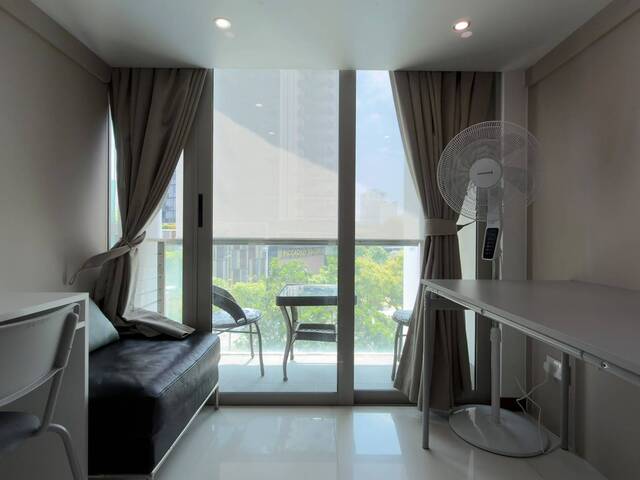 3-Bedroom Unit @ Soho 188 @ Farrer Park! NO AGENT FEES!
