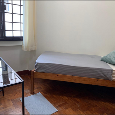 Clean and Cosy and Well Designed Room in West Singapore