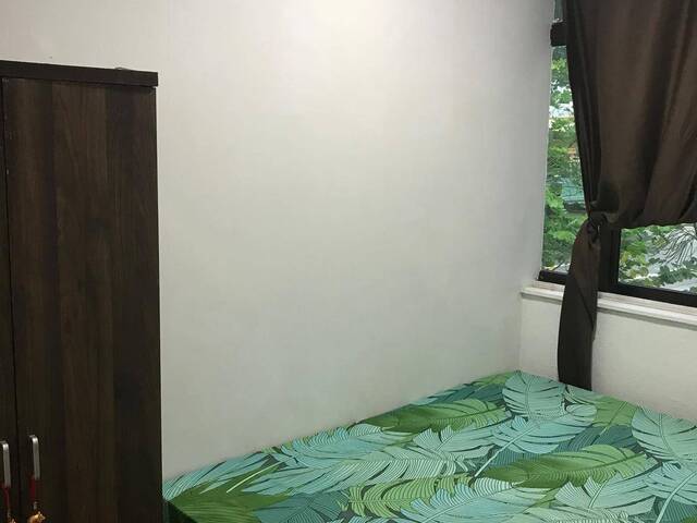 Room for rent / TIONG BAHRU / Common room / 1, 2 pax stay / Available 20 Sept