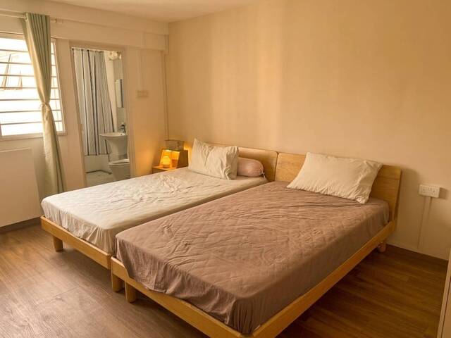 πΈ Cozy Master Room for Rent in Serangoon β Available November