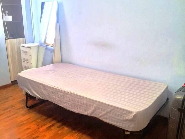Common Room for rent at Blk 398 Yishun Ring Road, (no agent fee)